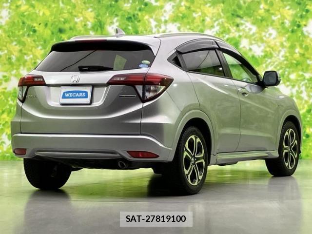 Honda VEZEL 2017-02 8550072-2