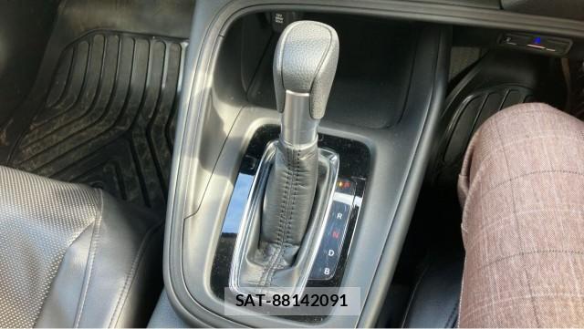 Honda VEZEL 2021-08 8550279-14