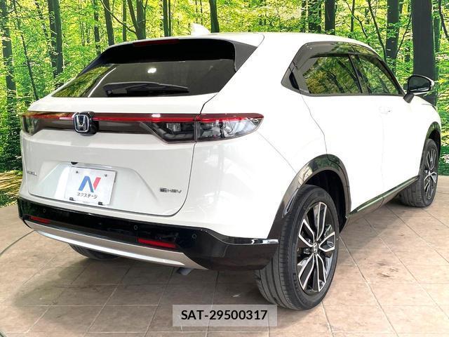 Honda VEZEL 2021-11 8550677-16