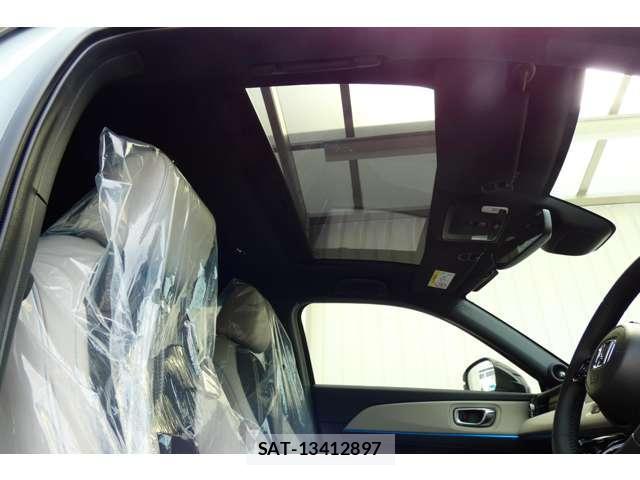 Honda VEZEL 2026-07 8551366-10