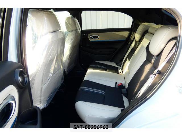 Honda VEZEL 2026-08 8551368-10