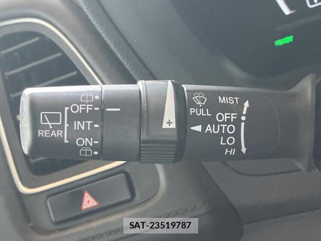Honda VEZEL 2017-02 8552524-15