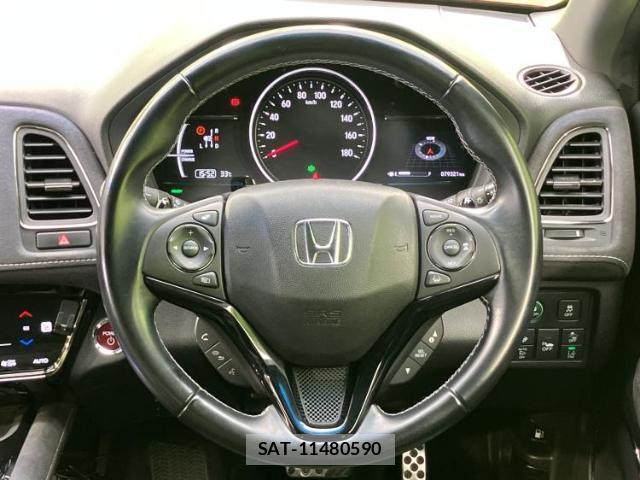 Honda VEZEL 2016-03 8552531-13