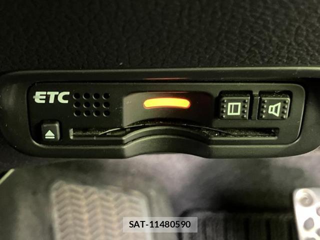 Honda VEZEL 2016-03 8552531-17