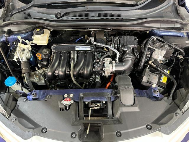 Honda VEZEL 2014-04 8552787-18