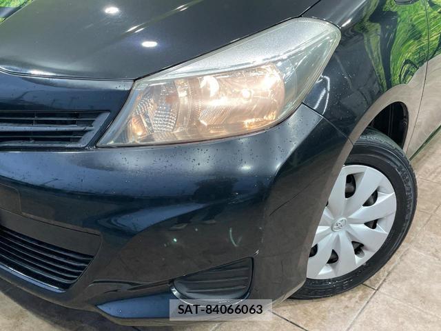 Toyota VITZ 2013-09 8546389-11