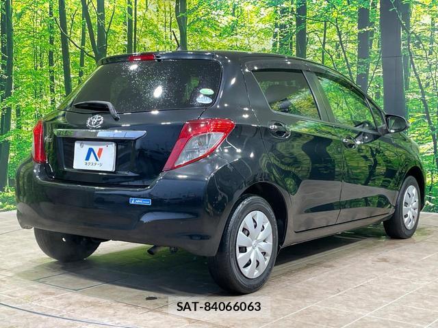 Toyota VITZ 2013-09 8546389-16