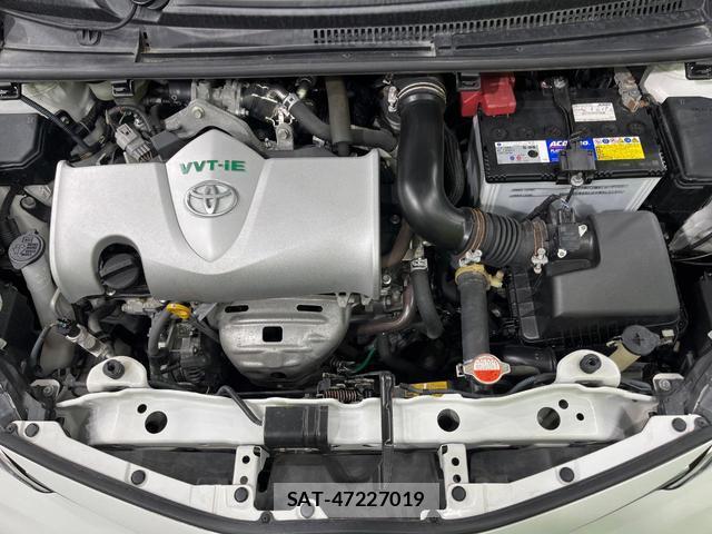 Toyota VITZ 2015-09 8548484-17