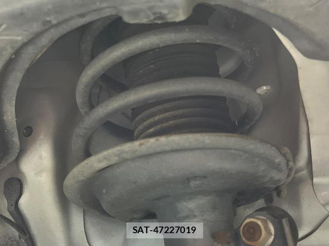 Toyota VITZ 2015-09 8548484-19