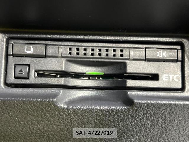 Toyota VITZ 2015-09 8548484-4