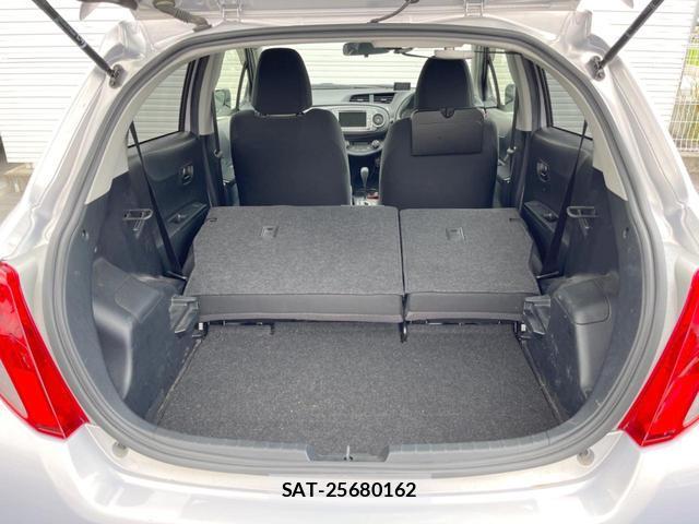 Toyota VITZ 2013-10 8549437-10
