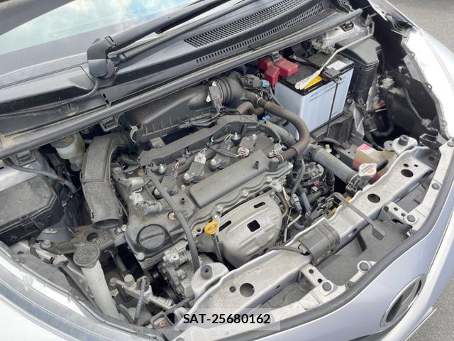 Toyota VITZ 2013-10 8549437-18