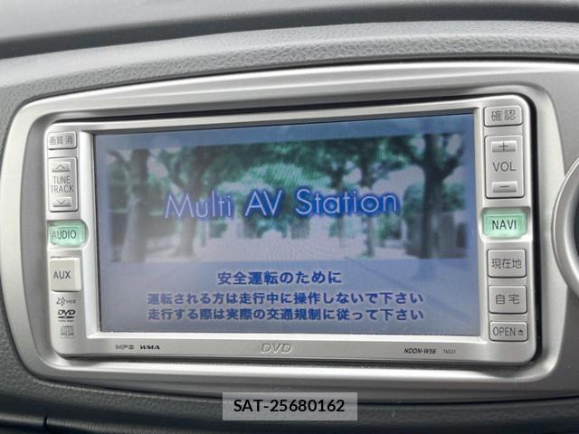 Toyota VITZ 2013-10 8549437-2