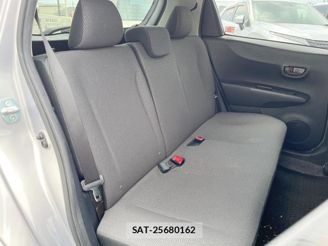 Toyota VITZ 2013-10 8549437-8