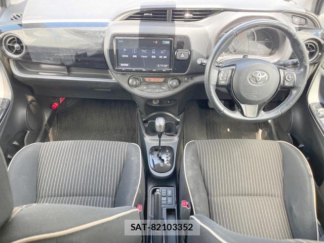Toyota VITZ 2017-09 8549612-1