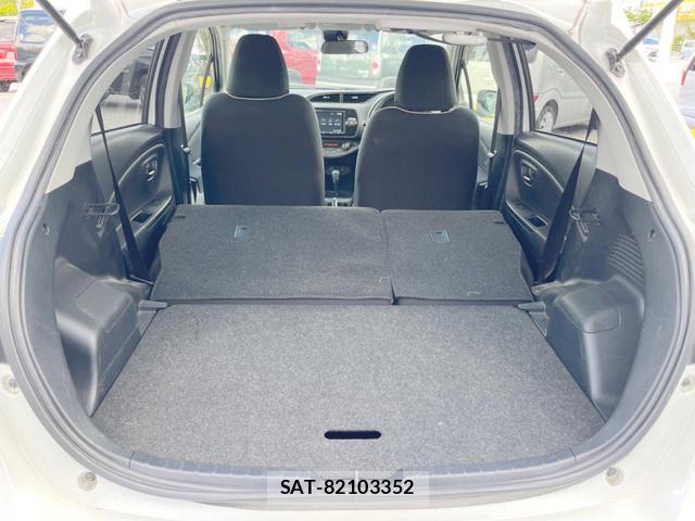 Toyota VITZ 2017-09 8549612-10