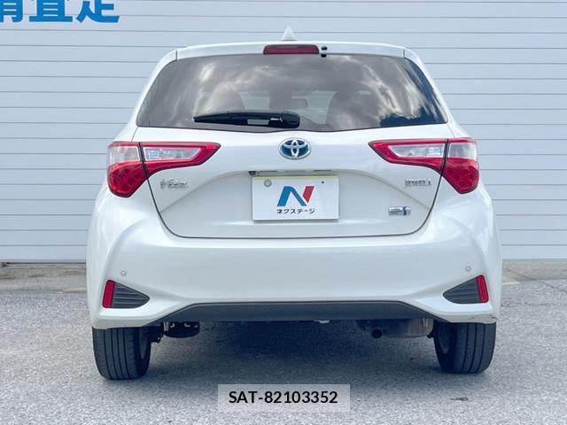 Toyota VITZ 2017-09 8549612-15