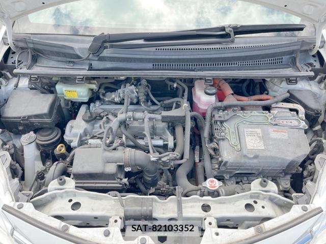 Toyota VITZ 2017-09 8549612-18