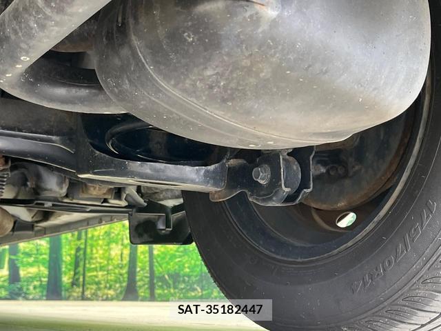 Toyota VITZ 2015-11 8549960-19