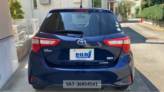 Toyota VITZ 2017-12 8550317-1
