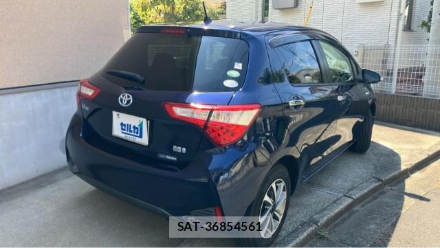 Toyota VITZ 2017-12 8550317-13