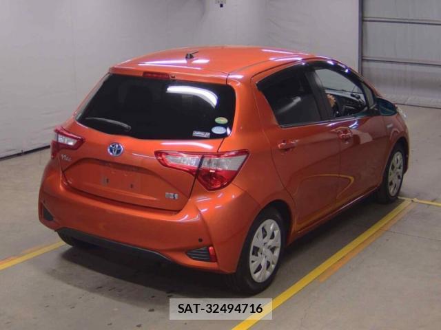 Toyota VITZ 2017-07 8551033-3