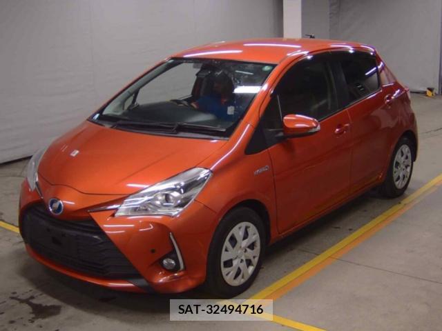 Toyota VITZ 2017-07 8551033-5