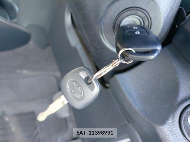 Toyota VITZ 2019-08 8552167-14