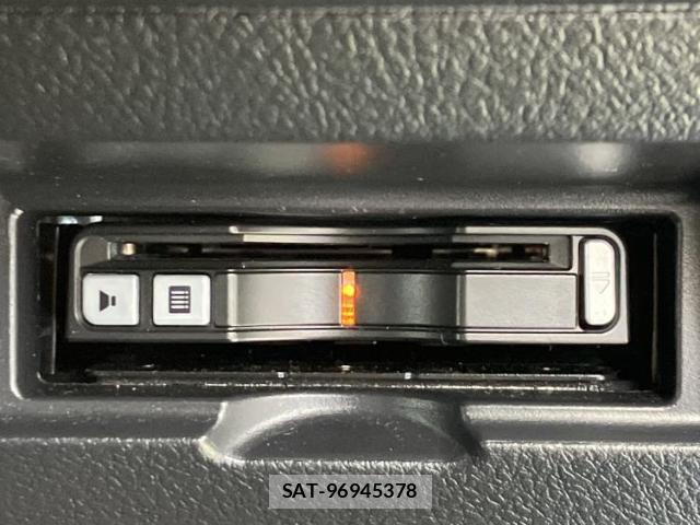 Toyota VITZ 2014-08 8552341-17