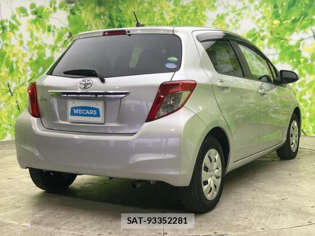 Toyota VITZ 2012-08 8552447-2