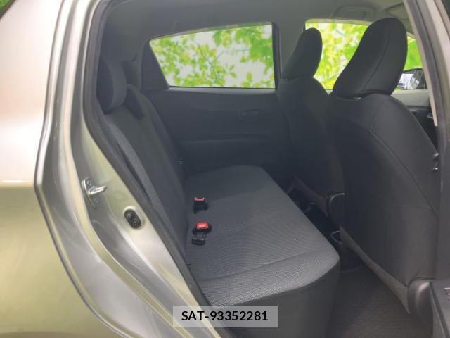 Toyota VITZ 2012-08 8552447-4