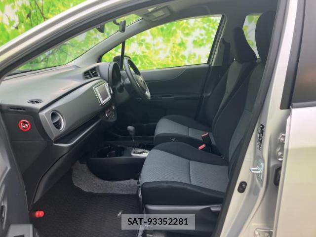 Toyota VITZ 2012-08 8552447-5