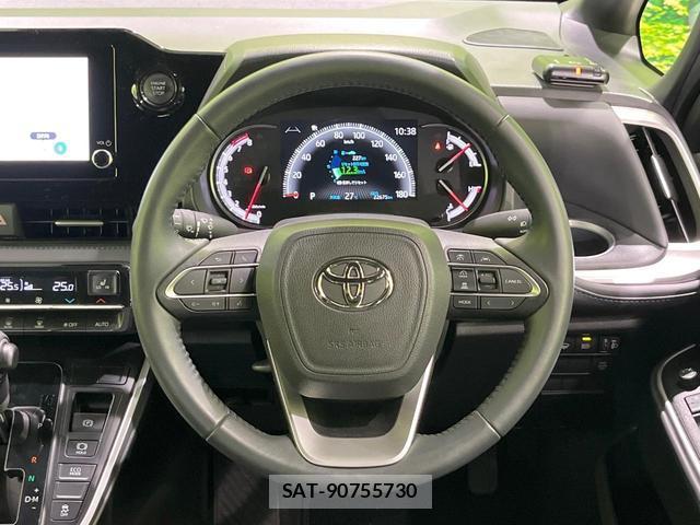 Toyota VOXY 2025-04 8545420-11