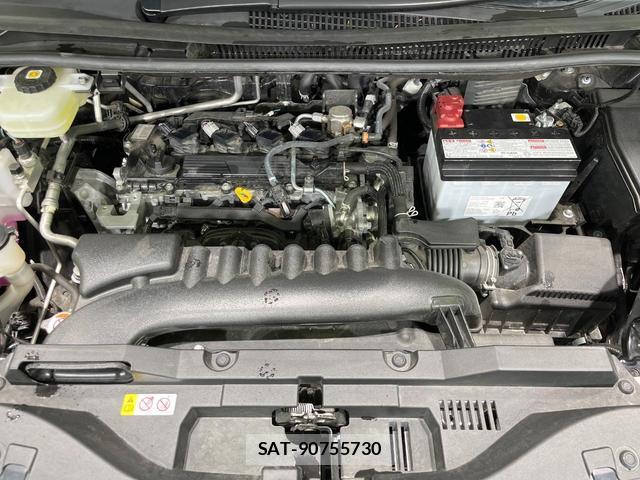 Toyota VOXY 2025-04 8545420-17