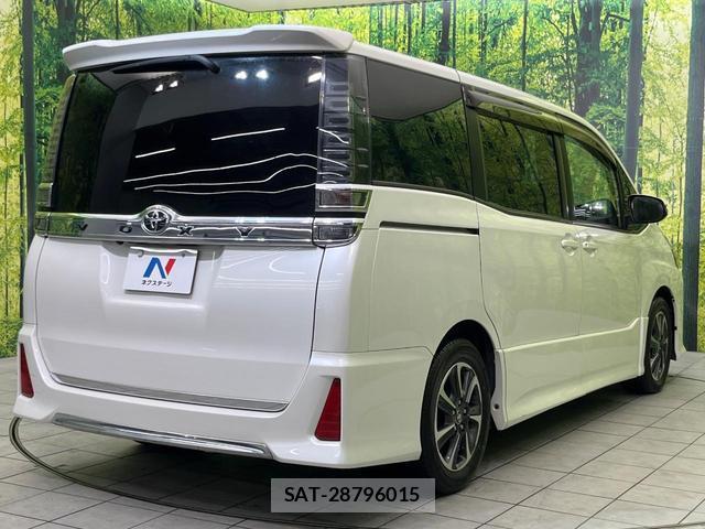 Toyota VOXY 2017-09 8545475-17