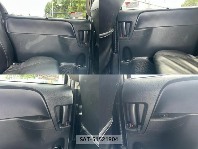 Toyota VOXY 2015-12 8545492-16