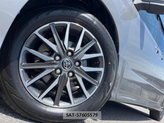 Toyota VOXY 2016-06 8545623-13