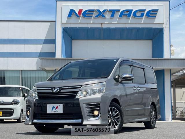 Toyota VOXY 2016-06 8545623-16
