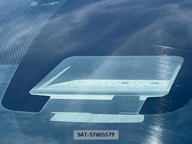 Toyota VOXY 2016-06 8545623-6
