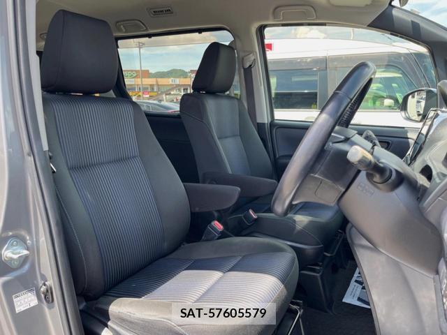 Toyota VOXY 2016-06 8545623-8