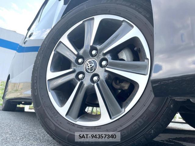 Toyota VOXY 2018-09 8545639-14
