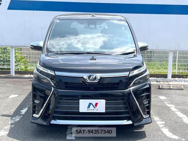 Toyota VOXY 2018-09 8545639-15