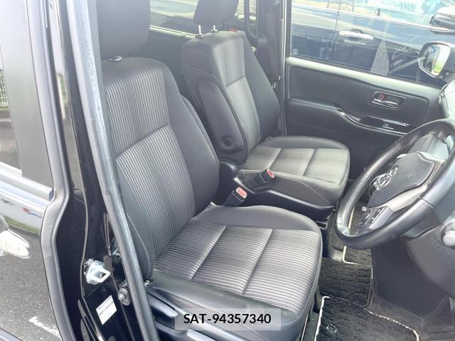 Toyota VOXY 2018-09 8545639-8