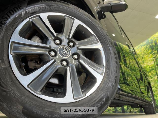 Toyota VOXY 2018-10 8545675-13