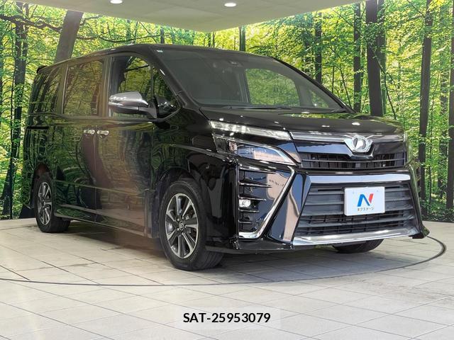 Toyota VOXY 2018-10 8545675-16