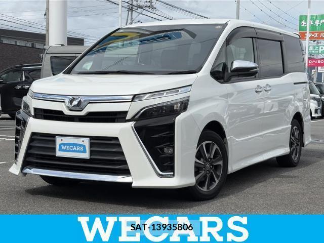 Toyota VOXY 2018-12 8545689-0