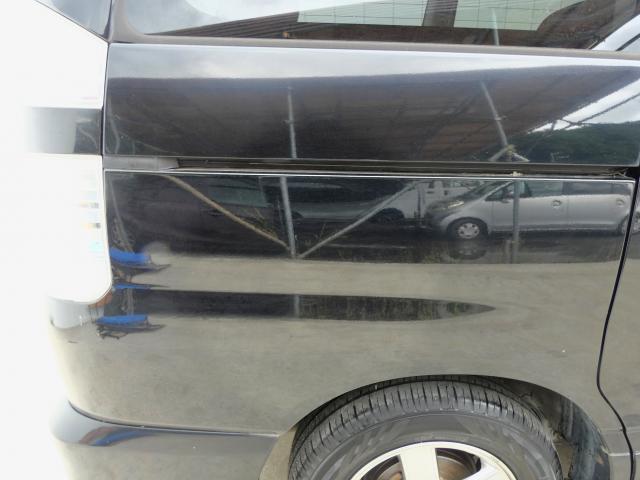 Toyota VOXY 2005-06 8545990-10