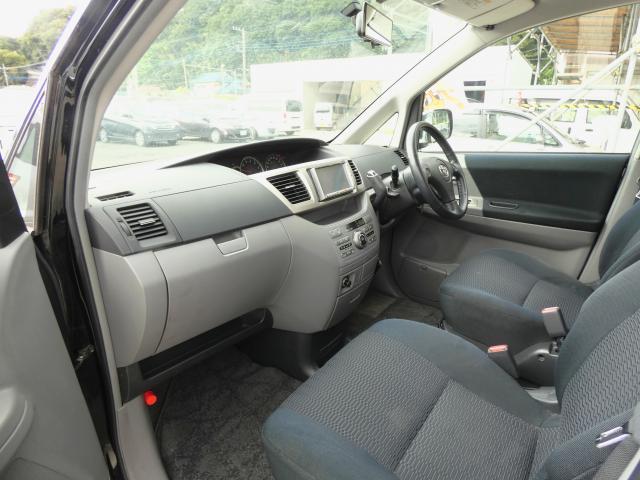 Toyota VOXY 2005-06 8545990-8