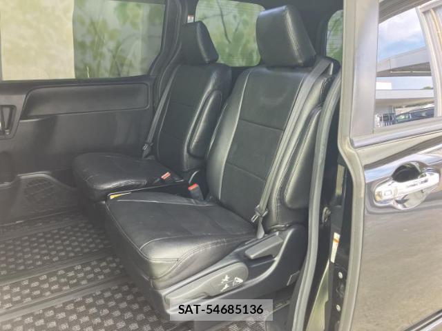 Toyota VOXY 2020-09 8546017-7