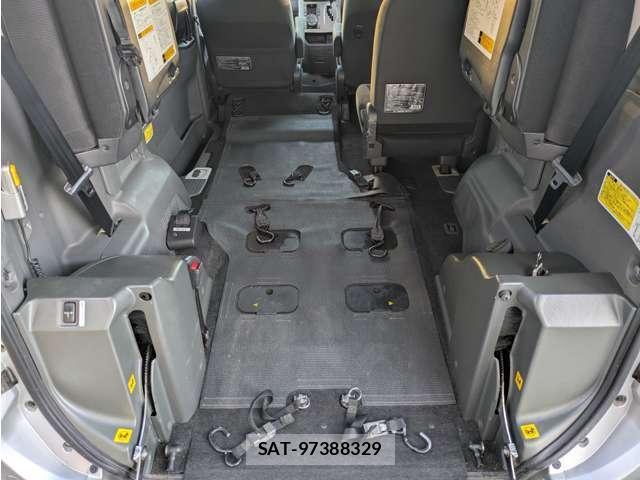Toyota VOXY 2009-05 8546022-14
